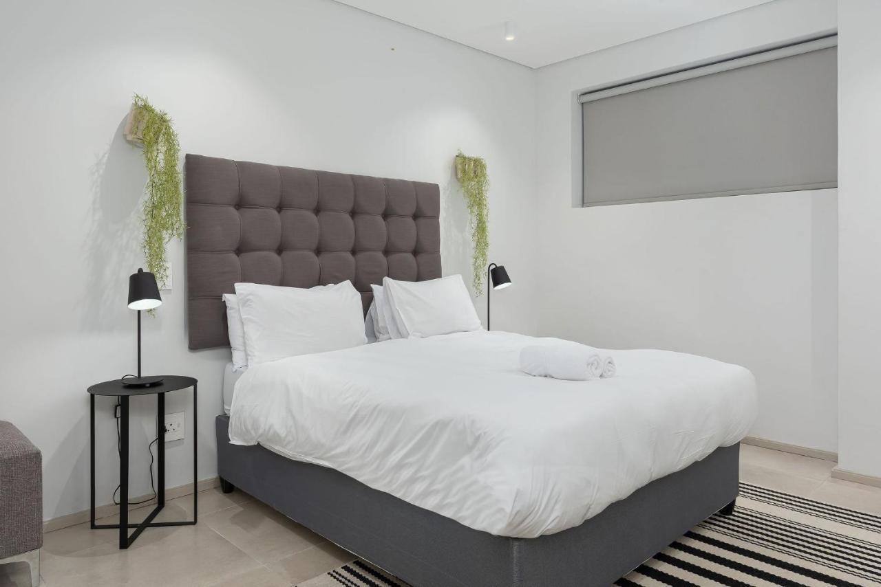 117 On Strand Apartments Cape Town Luaran gambar
